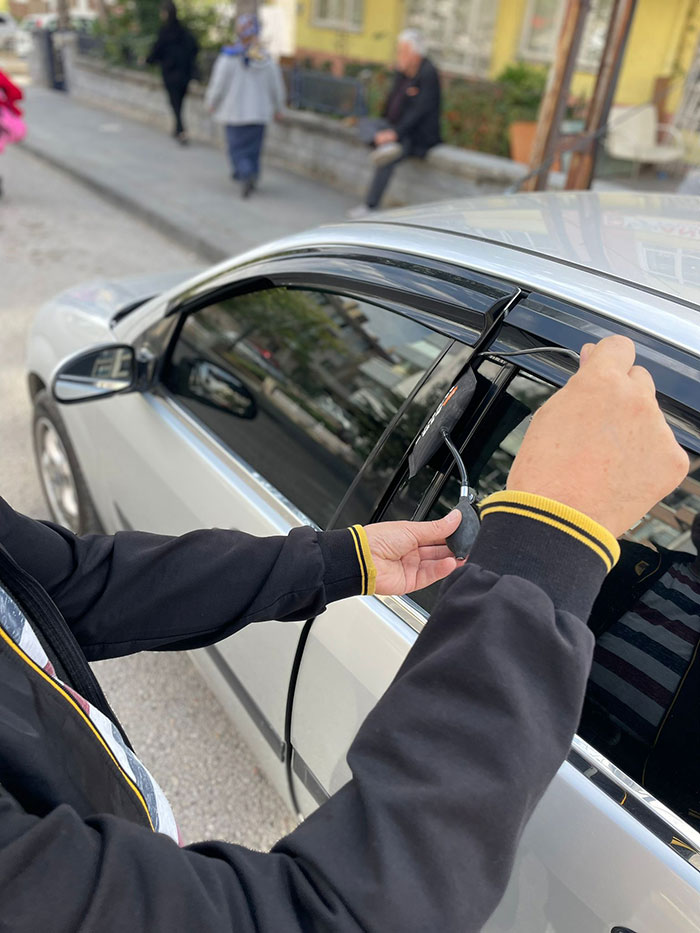 Finike Oto Kilitçisi